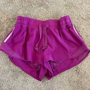 Lululemon Hotty Hot Shorts size 4